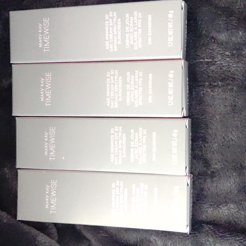 Mary Kay  3 d day cream